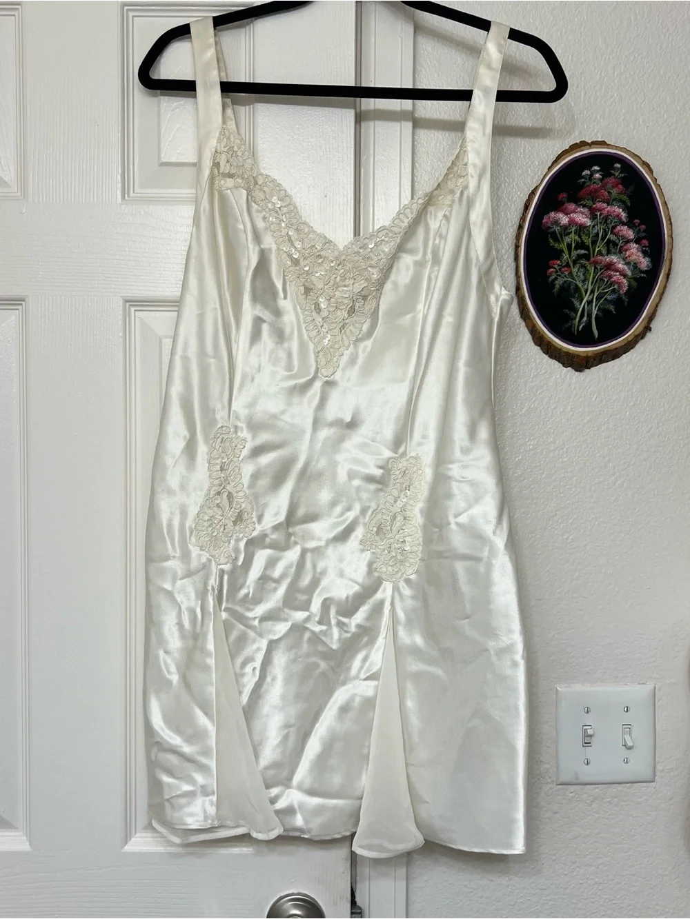 Victoria’s Secret vintage ivory white satin lace slip dress lingerie pearls 90s
